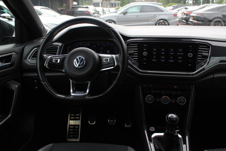 Volkswagen T-Roc 1.5 TSI Sport Business 3x R-Line / Camera / Virtual Cockpit / Navigatie / 19'' / Keyless / Stoelverwarming / ACC