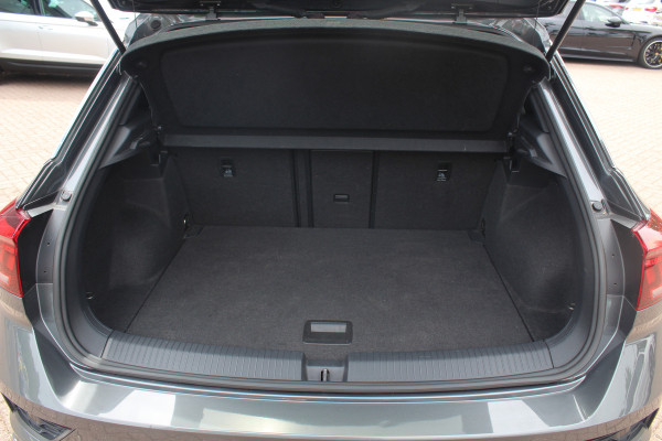Volkswagen T-Roc 1.5 TSI Sport Business 3x R-Line / Camera / Virtual Cockpit / Navigatie / 19'' / Keyless / Stoelverwarming / ACC