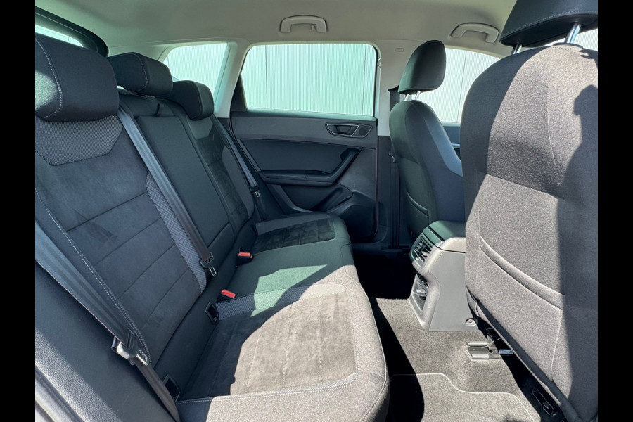 Seat Ateca 1.0 EcoTSI Style * AppleCarPlay * Cruise * PDC * Trekhaak *