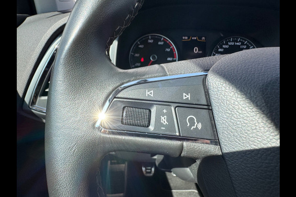 Seat Ateca 1.0 EcoTSI Style * AppleCarPlay * Cruise * PDC * Trekhaak *