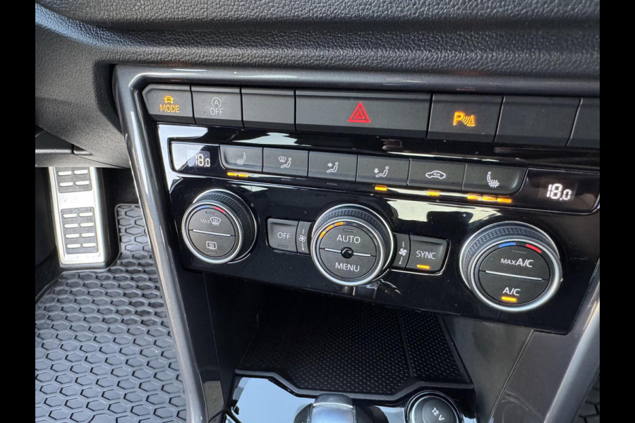 Volkswagen T-Roc 1.5 TSI 150pk 3 x R-Line DSG ACC Camera LaneAsist CarPlay Sportmodus 18 ich Sportvelg