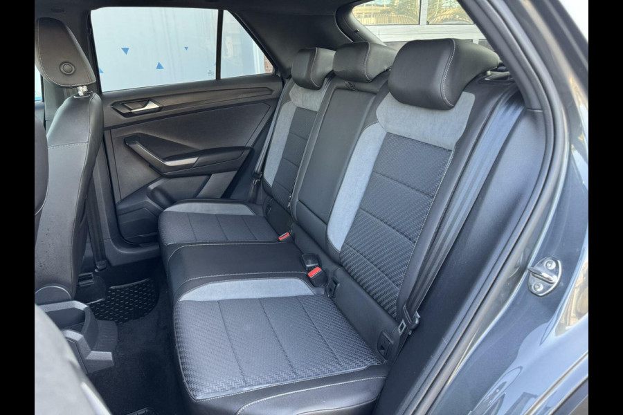 Volkswagen T-Roc 1.5 TSI 150pk 3 x R-Line DSG ACC Camera LaneAsist CarPlay Sportmodus 18 ich Sportvelg
