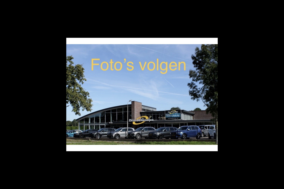 Renault MEGANE Estate 1.2 TCe GT-Line / Trekhaak / Camera / Bose / Keyless / 17'' / Navigatie / Getint glas / Dodehoek / DAB / Cruise Control Renault MEGANE Estate 1.2 TCe GT-Line / Trekhaak / Camera / Bose / Keyless / 17'' / Navigatie / Getint glas / Dodehoek / DAB / Cruise Control