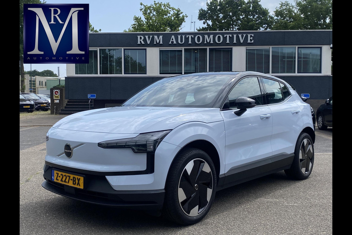 Volvo EX30 Single Motor Extended Range Plus 69 kWh ORIG. NL. NAP KM. | CAMERA | STOEL + STUURVERWARMING Volvo EX30 Single Motor Extended Range Plus 69 kWh ORIG. NL. NAP KM. | CAMERA | STOEL + STUURVERWARMING