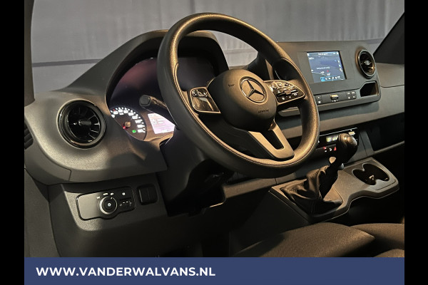 Mercedes-Benz Sprinter 317 CDI 170pk L3H2 Euro6 Airco | Navigatie | Camera | Apple Carplay | Android Auto Chauffeursstoel, Bijrijdersbank