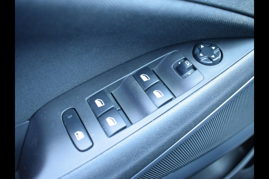 Opel Crossland X 1.2 Online Edition LAGE KM | NL AUTO | AIRCO | PARKEERSENSOREN | CARPLAY |