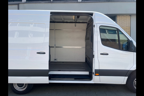 Mercedes-Benz Sprinter 317 1.9 CDI L2H2 360 Camera, Navigatie, Carplay , Stoelverwarming, Geveerde stoel
