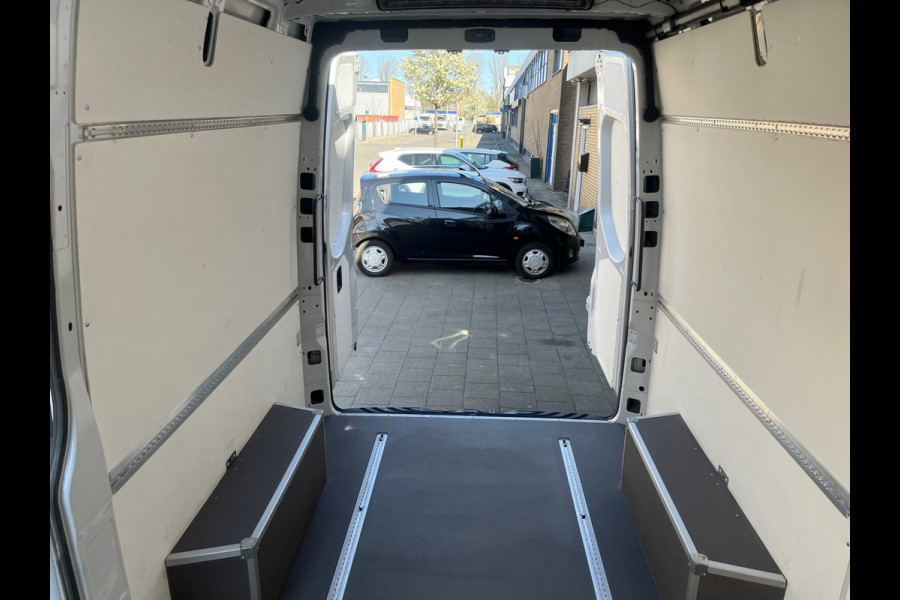 Mercedes-Benz Sprinter 317 1.9 CDI L2H2 360 Camera, Navigatie, Carplay , Stoelverwarming, Geveerde stoel