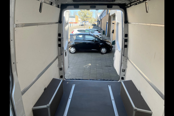 Mercedes-Benz Sprinter 317 1.9 CDI L2H2 360 Camera, Navigatie, Carplay , Stoelverwarming, Geveerde stoel