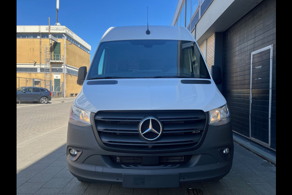 Mercedes-Benz Sprinter 317 1.9 CDI L2H2 360 Camera, Navigatie, Carplay , Stoelverwarming, Geveerde stoel