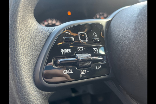 Mercedes-Benz Sprinter 317 1.9 CDI L2H2 360 Camera, Navigatie, Carplay , Stoelverwarming, Geveerde stoel