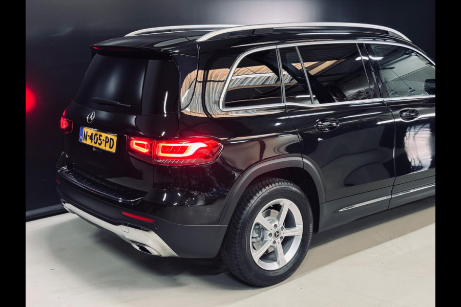 Mercedes-Benz Glb 200 Premium Plus, Pano, Widescreen, Ambiënte Light, 360 Cam, Voll Led, Cruise, Multistuur, Voll Onderhoud