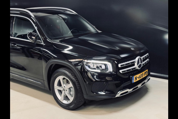 Mercedes-Benz Glb 200 Premium Plus, Pano, Widescreen, Ambiënte Light, 360 Cam, Voll Led, Cruise, Multistuur, Voll Onderhoud