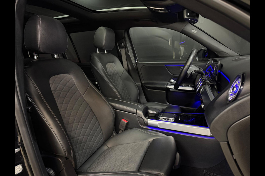 Mercedes-Benz Glb 200 Premium Plus, Pano, Widescreen, Ambiënte Light, 360 Cam, Voll Led, Cruise, Multistuur, Voll Onderhoud