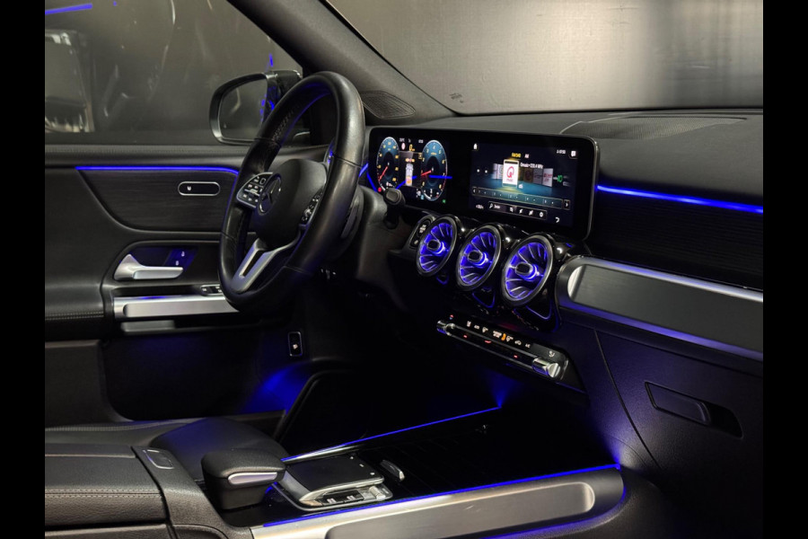 Mercedes-Benz Glb 200 Premium Plus, Pano, Widescreen, Ambiënte Light, 360 Cam, Voll Led, Cruise, Multistuur, Voll Onderhoud