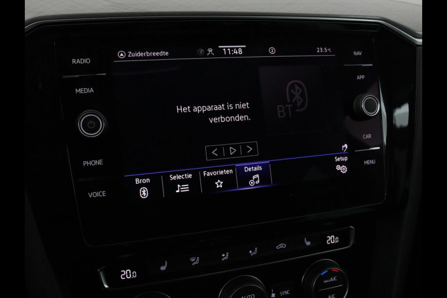 Volkswagen Passat 1.4 TSI PHEV GTE Business | Adaptive cruise | Camera | Carplay | Stoelverwarming | Massage | Navigatie | Full LED