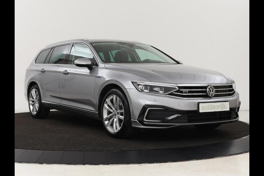 Volkswagen Passat 1.4 TSI PHEV GTE Business | Adaptive cruise | Camera | Carplay | Stoelverwarming | Massage | Navigatie | Full LED