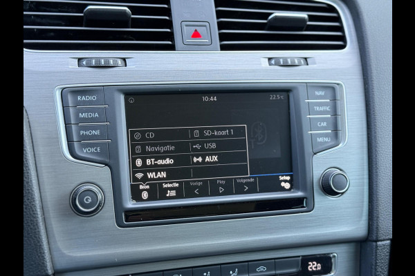 Volkswagen Golf 1.0 TSI CarPlay Camera LED