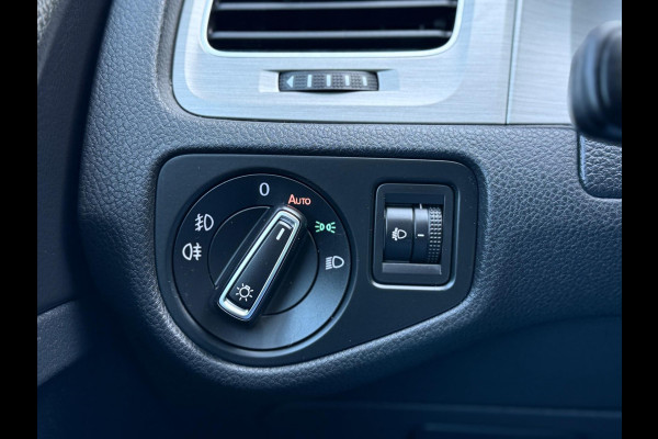 Volkswagen Golf 1.0 TSI CarPlay Camera LED