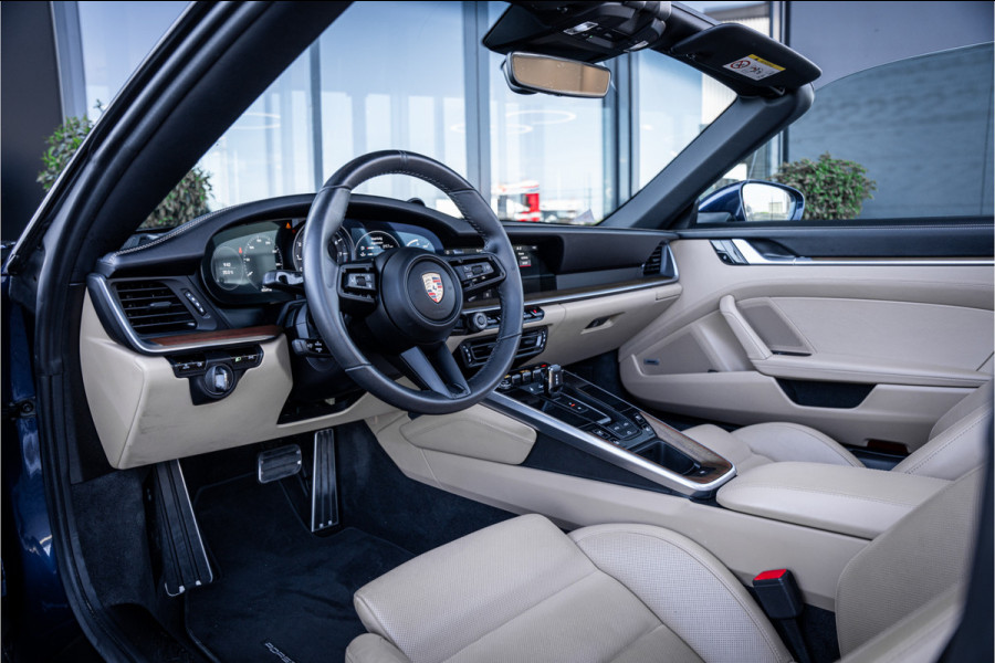 Porsche 911 992 Cabrio 3.0 Carrera 4 S - Sport Chrono l NL auto l Stoelk. l 360cam l Memory