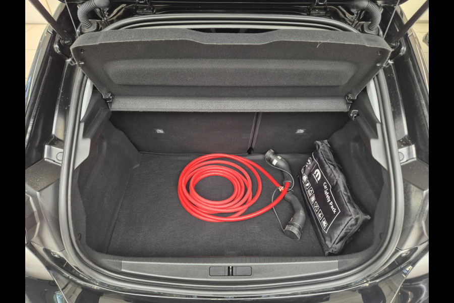 Opel CORSA-E Level 3 50 kWh 3 fase | Navigatie | Achteruitrijcamera | Stoel/Stuurverwarming | Keyless Entry | Apple Carplay/Android Auto |