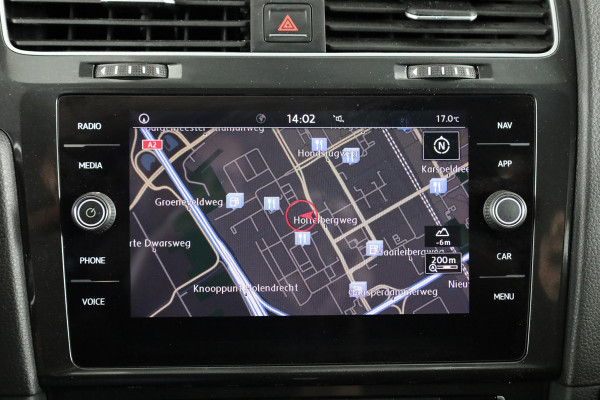 Volkswagen Golf 1.0 TSI Comfortline 110 pk Automaat (DSG) | Navigatie | Parkeersensoren | Achteruitrijcamera | Adaptieve cruise control | Stoelverwarming | Autom. Airco |