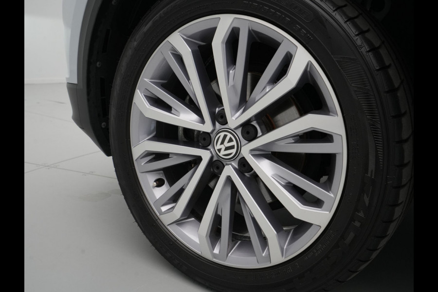Volkswagen T-Roc 1.5 TSI 150pk DSG Sport Navi via App Camera Pdc Led Clima 49