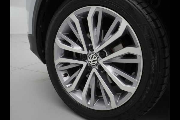Volkswagen T-Roc 1.5 TSI 150pk DSG Sport Navi via App Camera Pdc Led Clima 49