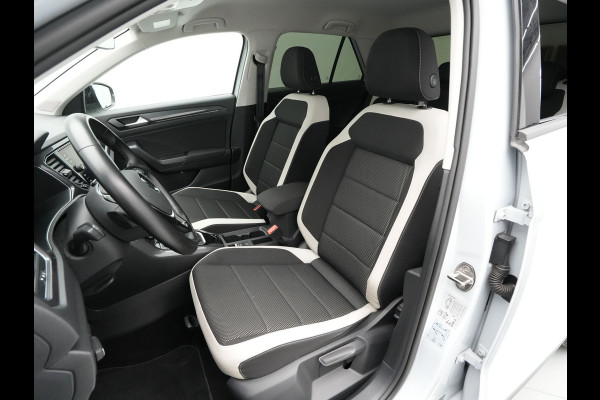 Volkswagen T-Roc 1.5 TSI 150pk DSG Sport Navi via App Camera Pdc Led Clima 49