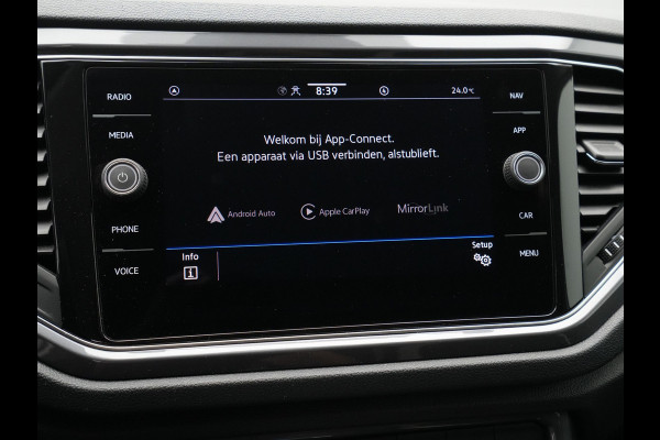 Volkswagen T-Roc 1.5 TSI 150pk DSG Sport Navi via App Camera Pdc Led Clima 49