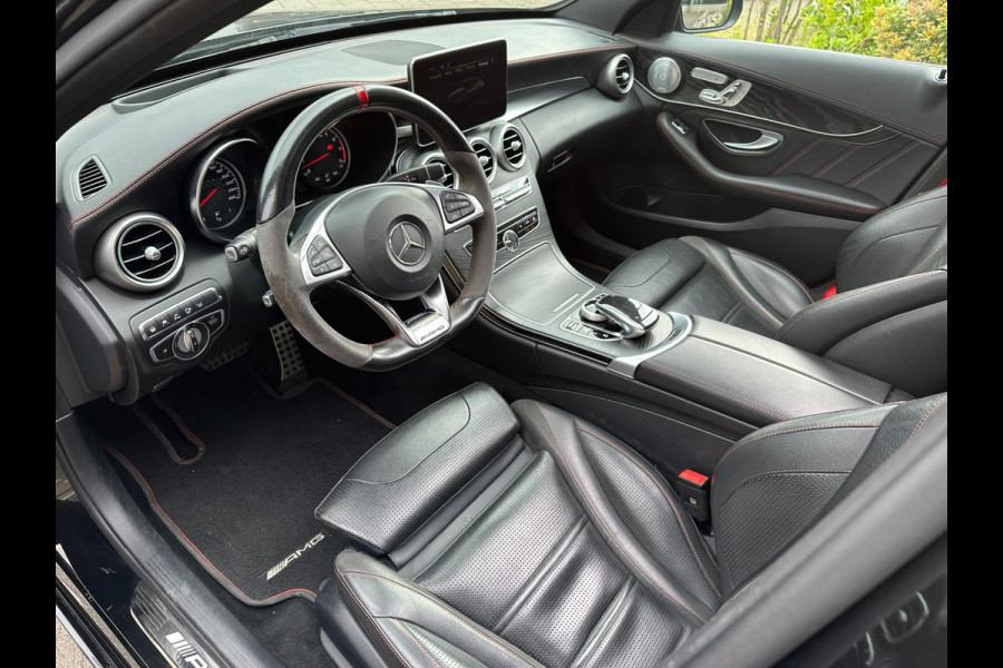 Mercedes-Benz C-Klasse AMG 43 4MATIC / PANO