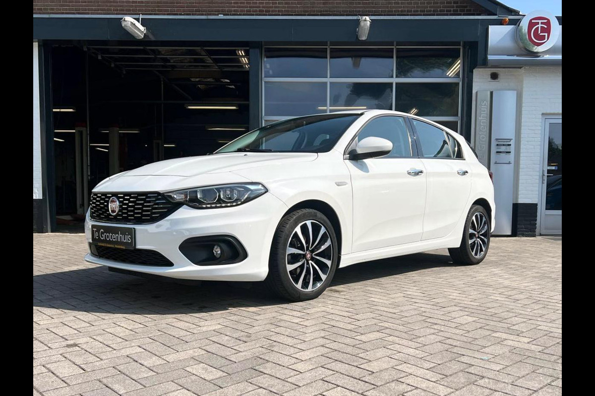 Fiat Tipo 1.4 T-Jet 16v Business Fiat Tipo 1.4 T-Jet 16v Business