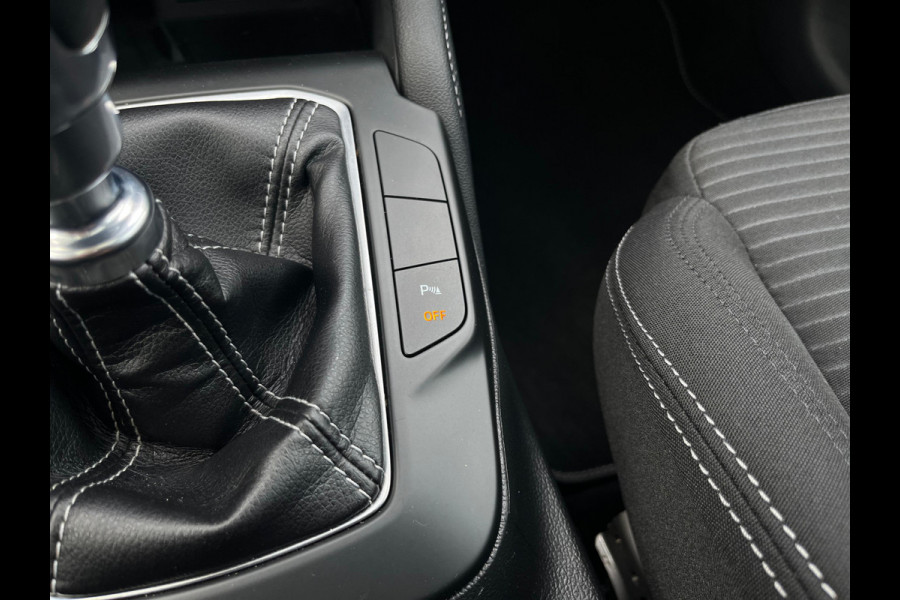 Ford FOCUS Wagon 1.0 EcoBoost Titanium X Business NL AUTO | TREKHAAK | CAMERA | PANO |