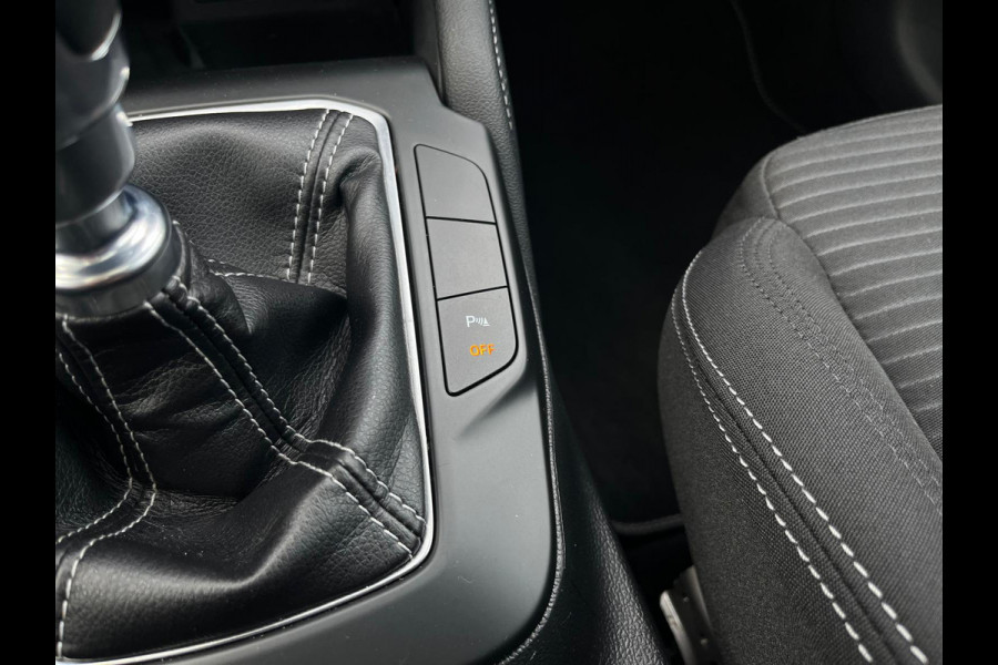 Ford FOCUS Wagon 1.0 EcoBoost Titanium X Business NL AUTO | TREKHAAK | CAMERA | PANO |