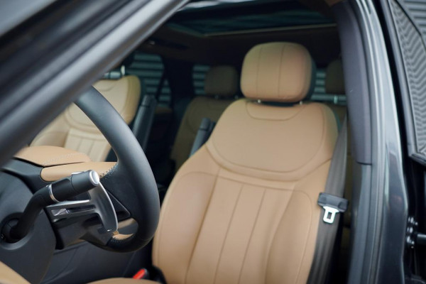 Land Rover Range Rover Sport 2.0 P440e Dynamic HSE / Black Pack / Hot&Cold Climate / Pano / 23''
