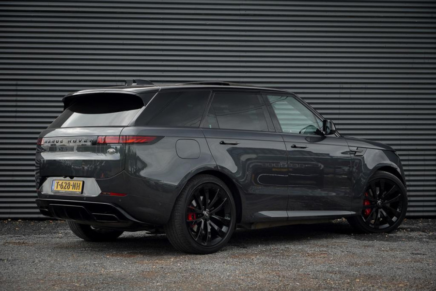Land Rover Range Rover Sport 2.0 P440e Dynamic HSE / Black Pack / Hot&Cold Climate / Pano / 23''
