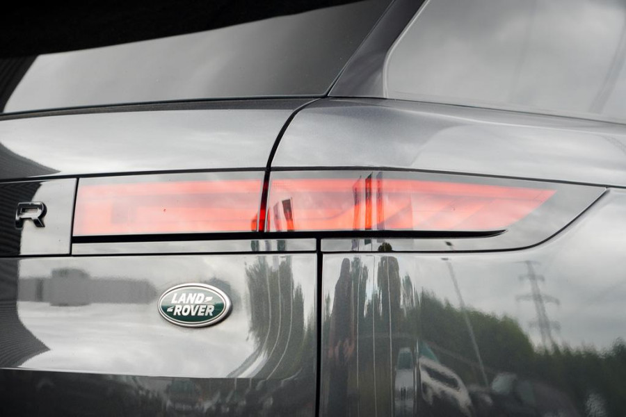Land Rover Range Rover Sport 2.0 P440e Dynamic HSE / Black Pack / Hot&Cold Climate / Pano / 23''