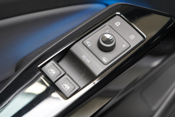 Volkswagen ID.4 Pro 77 kWh | Navigatie | Lm velgen | Adaptive cruise | Parkeersensoren