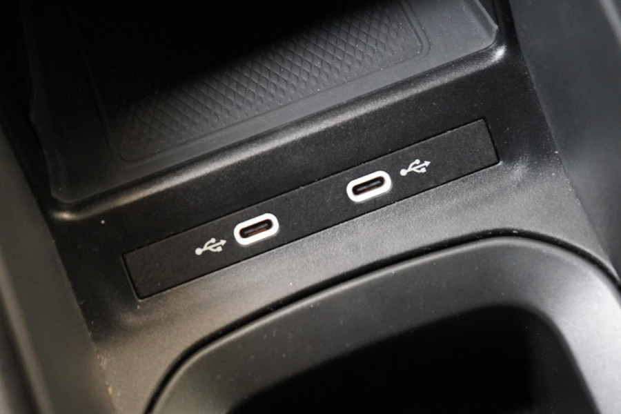 Volkswagen ID.4 Pro 77 kWh | Navigatie | Lm velgen | Adaptive cruise | Parkeersensoren