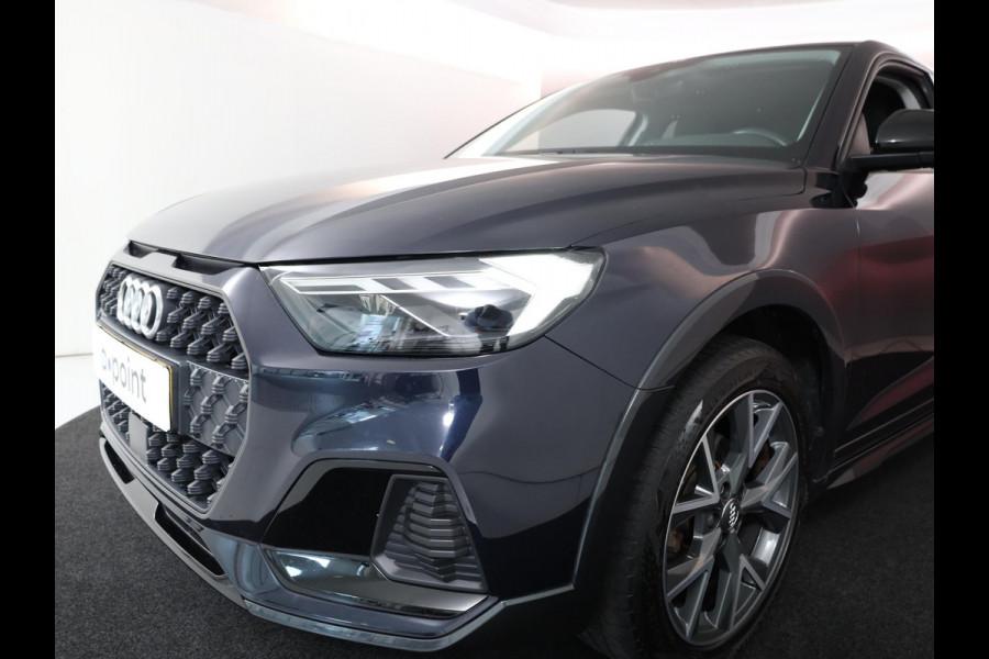 Audi A1 citycarver 25 TFSI epic 95pk 5bak| 17'LM-velgen | Climatronic| Cruisecontrol