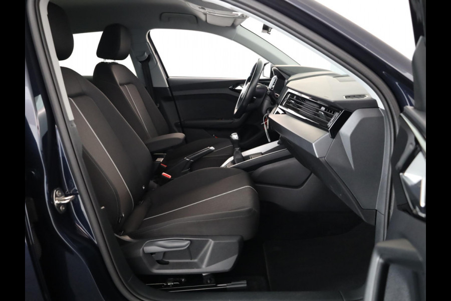Audi A1 citycarver 25 TFSI epic 95pk 5bak| 17'LM-velgen | Climatronic| Cruisecontrol