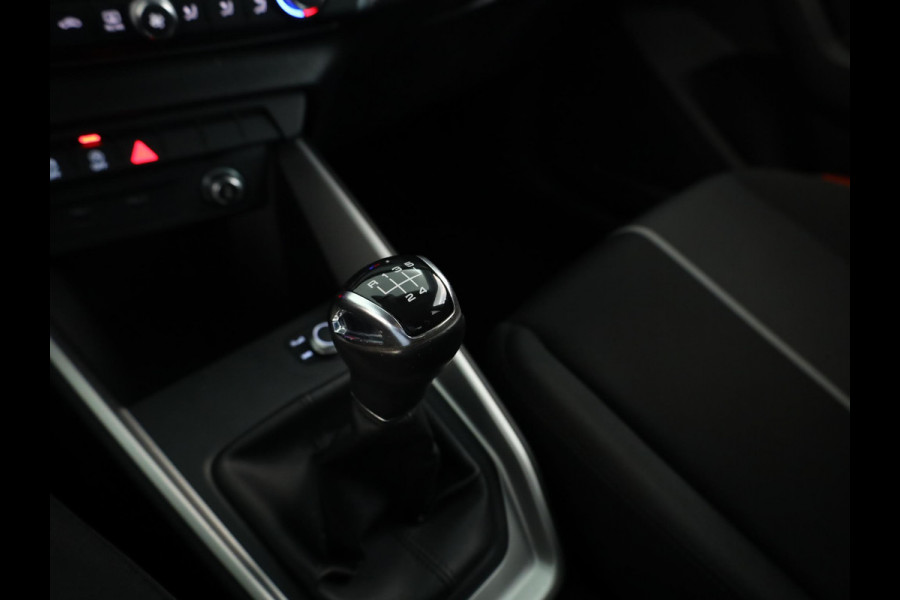 Audi A1 citycarver 25 TFSI epic 95pk 5bak| 17'LM-velgen | Climatronic| Cruisecontrol