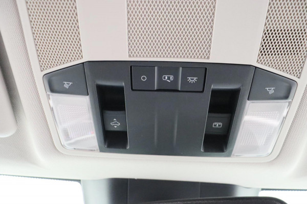 Mitsubishi Eclipse Cross 1.5 DI-T First Edition * Automaat * Camera Keyless Stoelverwarming Panorama dak Headup display