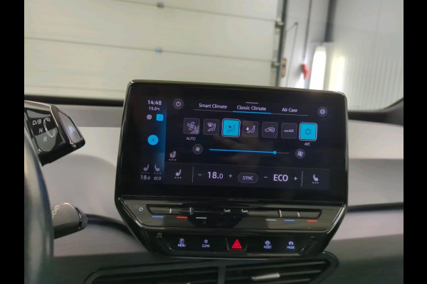 Volkswagen ID.3 First Plus 58 kWh NAVI | CAMERA | STOELVERWARMING