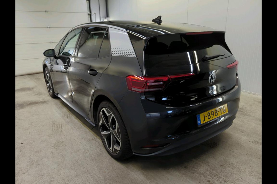 Volkswagen ID.3 First Plus 58 kWh NAVI | CAMERA | STOELVERWARMING