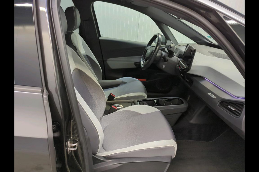 Volkswagen ID.3 First Plus 58 kWh NAVI | CAMERA | STOELVERWARMING