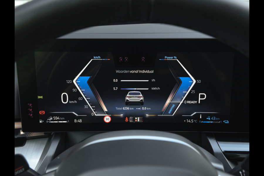 BMW 5 Serie Touring 550e xDrive M-Sport Pro - Pano - Driving Ass Prof - Onderstel Prof