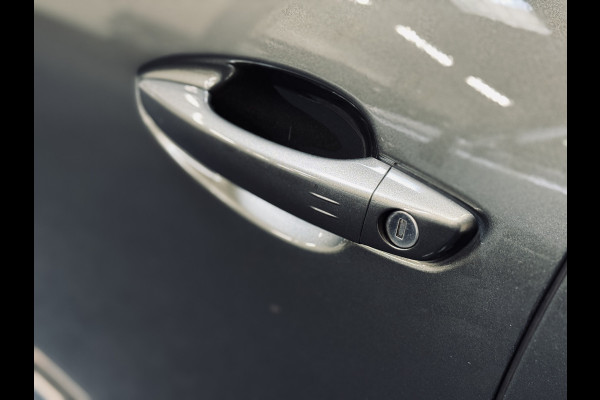 Peugeot 3008 1.6T 180PK Allure | Leder | Focal | 1e Eig.