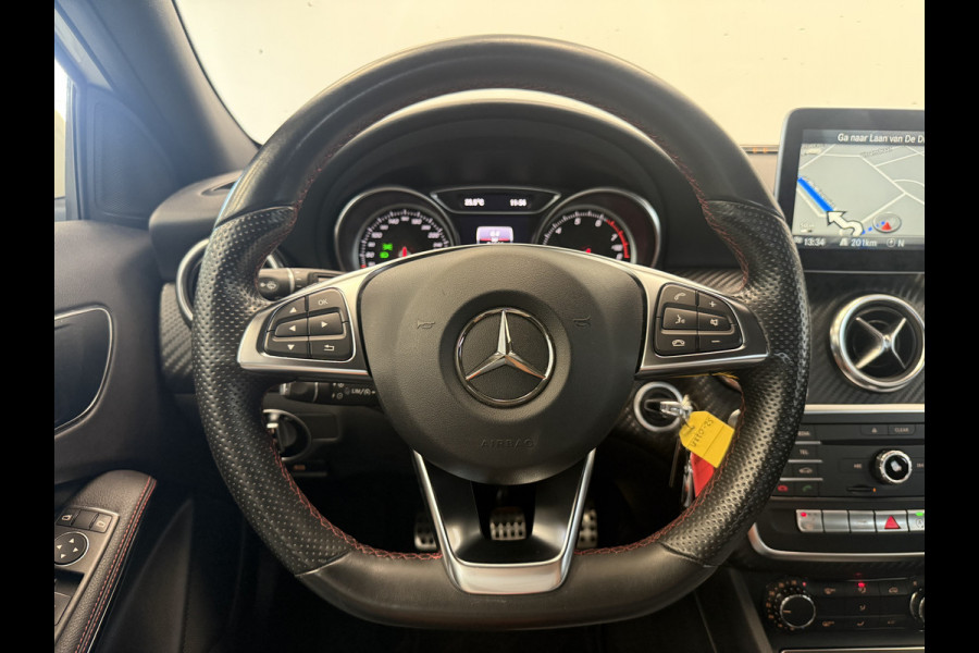 Mercedes-Benz A-Klasse 180 Business Solution AMG 18"lmv Full-led CruiseControl