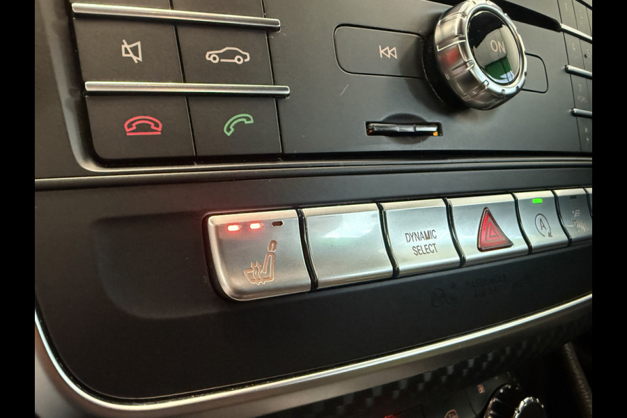 Mercedes-Benz A-Klasse 180 Business Solution AMG 18"lmv Full-led CruiseControl
